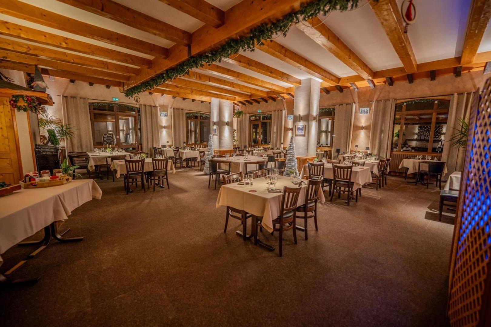 Hotel Du Centre Valloire Exteriör bild